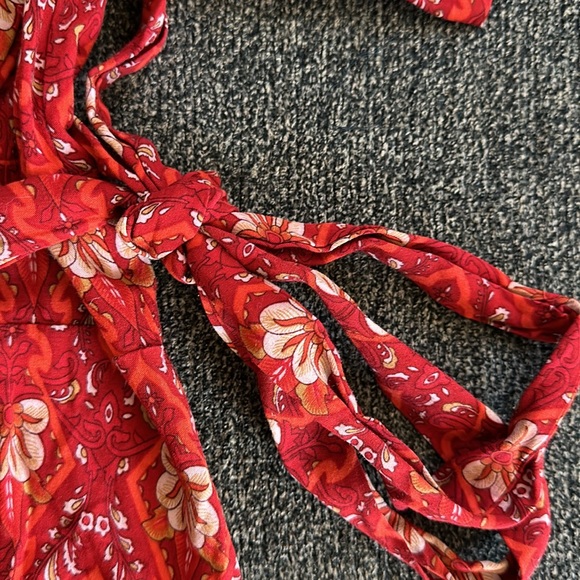 PRETTY GARDEN MAXI DRESS Red, Tan, Cream Wrap Side Tie Deep V neck Size Small - Picture 7 of 8